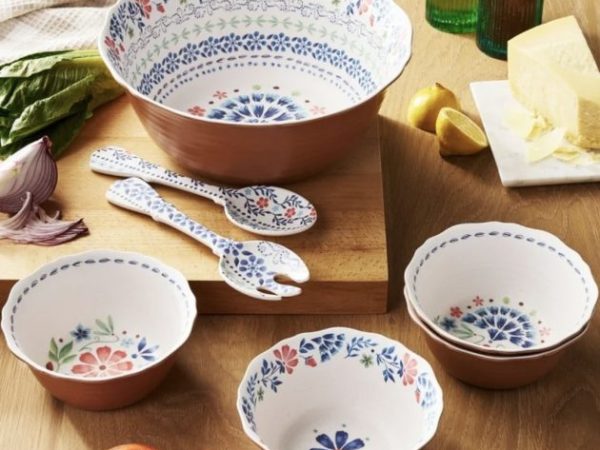 The Pioneer Woman 7-Piece Bamboo Melamine Salad Bowl Set only $12.94, plus more!